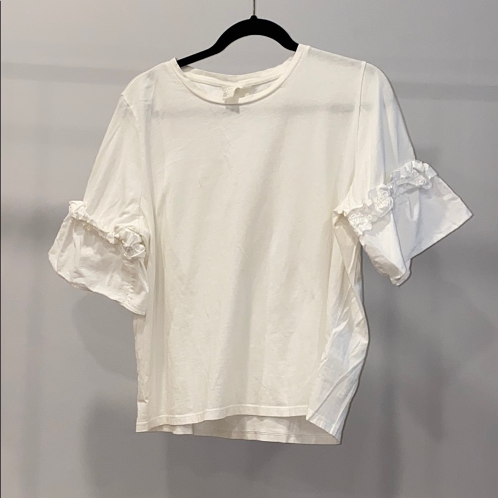Ruffle arm top